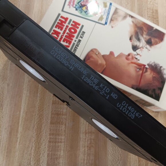 Honey I Shrunk The Kids 1989 VHS Roger Rabbit Tummy Trouble Stuart Gordon Yuzna - Picture 8 of 8